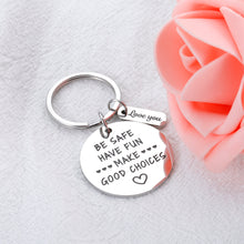 将图片加载到图库查看器,Stocking Stuffers for Teen Boys Girls Son Daughter Christmas Valentines Gifts from Mom Dad Inspirational Gifts for Men Women Grandson Birthday Graduation Gifts for New Driver Have Fun Be Safe Keychain