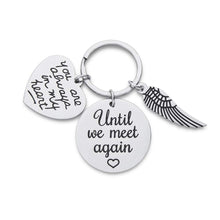 将图片加载到图库查看器,Memorial Gift for Mom Dad Memorial Keychain Remembrance Keepsake Sympathy Gift for Friend Loss of Loved One Angel Wing Key Chain Bereavement Gift for Daughter Son Sister Miscarriage Pregnancy Loss