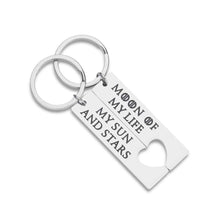 将图片加载到图库查看器,Couple Keychain Gifts for Husband Wife Him Her Puzzle Keychain Set of 2 Key Ring Charm Valentines Day Wedding Anniversary Christmas Gifts (Her One His Only)