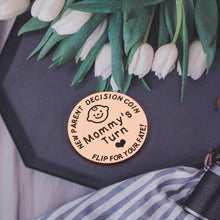 将图片加载到图库查看器,New Parent Decision Coin Gifts for First Time Mom Dad Mommy To Be Funny Baby Shower Gifts for New Parents Couples Newborn Baby Gift for Pregnancy Mummy Christmas Mothers Day Birthday Gift Double-Sided