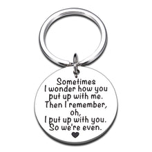 将图片加载到图库查看器,Funny Valentines Day Gifts for Men Women Christmas Anniversary Keychain Gifts for Him Her Boyfriend Husband Birthday Presents from Girlfriend Wife Long Distance Relationship Keepsake for Couples