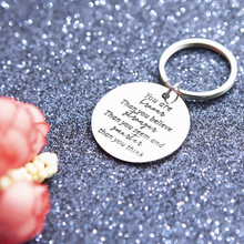 将图片加载到图库查看器,Eunigem Graduation Keychain 2020 Family Friend Gifts for Kids Teenagers Son Daughter Inspirational Birthday Always Remember You are Braver Than You Believe