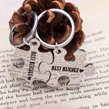 将图片加载到图库查看器,Best Friend Keychain Christmas Gifts Best Bitches 2 Pieces Keychain Couple Keychain Set Personalized Friendship Gifts Puzzle Key Ring Jewelry for Her BFF Sisters Bestie Gifts