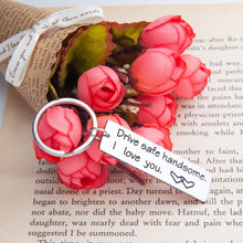 将图片加载到图库查看器,Father’s Day Gifts Drive Safe Keychain Drive Safe Key Ring Dad Gift Trucker Husband Gift Couples Engraved Keychain Boyfriend Girlfriend Key Chain Birthday Gifts Key Tags