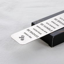 将图片加载到图库查看器,Inspirational Graduation Gifts for Him Her Class of 2023 Senior Graduates Gifts Bookmark for High School Student College Boys Girls Master Son Daughter Gifts from Mom Dad Medical Nursing School Grads