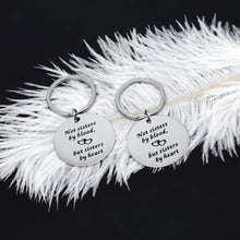 将图片加载到图库查看器,Sister Gifts Keychain from Sister Brithday Gift for Sisters Best Friend Keychain Friendship Pendants for Women Girls A Sister is God's Way of Making Sure We Never Walk Alone Wedding Jewelry for Her