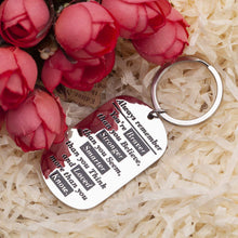 将图片加载到图库查看器,Eunigem Graduation Keychain 2020 Family Friend Gifts for Kids Teenagers Son Daughter Inspirational Birthday Always Remember You are Braver Than You Believe