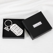 将图片加载到图库查看器,Inspirational Quotes Keychain Son Daughter Christmas Birthday Graduation Gifts for Class 2022 Women Men College High School Boys Girls Senior Be Strong Pendant for Him Her Friends Presents from Mom