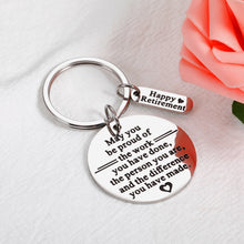 将图片加载到图库查看器,Happy Retirement Gifts for Men Women 2022 Retirement Keychain Thank You Gifts for Her Him Teacher Appreciation Present for Retiring Boss Nurses Coworker Going Away Leaving Gifts for Retired Colleague