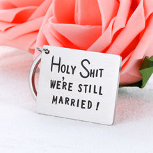 将图片加载到图库查看器,Funny Gifts Keychain for Men Women Anniversary Valentines Day Gifts for Him Her Husband Wife Hubby Wifey Hilarious Couple Gifts for Wedding Birthday Gifts for 5th 10th 20th Anniversary