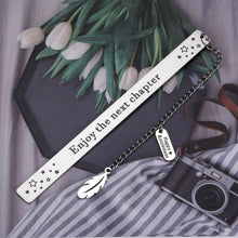 将图片加载到图库查看器,Happy Retirement Enjoy The Next Chapter Bookmark for Women Men 2022 Nurse Teacher Retirement Gifts for Her Him Thank You Appreciation Present for Retiring Boss Mentor Coworker Going Away Goodbye Gift