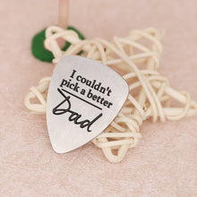 将图片加载到图库查看器,Father’s Day Gifts Personalized Guitar Pick for Dad Father Stepfather Stepdaddy Daddy I Couldn't Pick a Better Dad Guitar Pick Gift from Wife Daughter Son Kids Child Birthday Gift for Men Present
