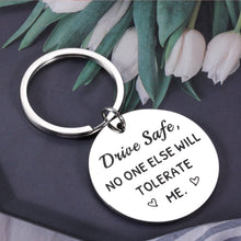 将图片加载到图库查看器,Drive Safe Keychain for Boyfriend Birthday Gifts from Girlfriend Valentines Gifts for Men Women Husband Anniversary Christmas Present for Him Her Couple Gifts from Wife Son New Driver Love You Gifts