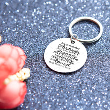 将图片加载到图库查看器,Eunigem Graduation Keychain 2020 Family Friend Gifts for Kids Teenagers Son Daughter Inspirational Birthday Always Remember You are Braver Than You Believe