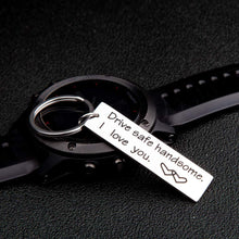 将图片加载到图库查看器,Father’s Day Gifts Drive Safe Keychain Drive Safe Key Ring Dad Gift Trucker Husband Gift Couples Engraved Keychain Boyfriend Girlfriend Key Chain Birthday Gifts Key Tags