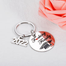 将图片加载到图库查看器,Funny Keychain Gifts for Class of 2022 Seniors Women Men Graduation Gifts for Him Her High School Student Masters College Boys Girls Nursing Law School Grads Keyring Gifts from Best Friend Mom Dad