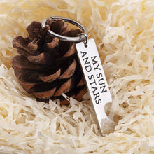 将图片加载到图库查看器,Couple Keychain Gifts for Husband Wife Him Her Puzzle Keychain Set of 2 Key Ring Charm Valentines Day Wedding Anniversary Christmas Gifts (Her One His Only)