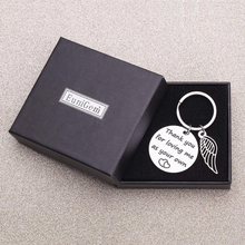 将图片加载到图库查看器,Stepmom Stepdad Gifts Keychain for Mother Father from Daughter Son Thank You for Loving Me As Your Own Birthday Wedding Mother in Law Father in Law Adoptive Foster Parents Key Tag from Kids