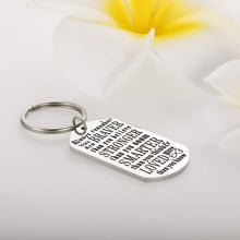 将图片加载到图库查看器,Inspirational Keychain for Women Men Son Daughter Birthday Graduation Christmas Gifts for Friends Students Motivation Jewelry for Her Him Key Ring Charm Always Remember You Are Braver Than You Believe