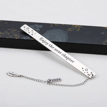 将图片加载到图库查看器,Enjoy The Next Chapter Bookmark for Book Lover Class of 2023 Graduation Gifts for Her Him College High School Student Birthday Christmas Presents for Daughter Women Coworker Farewell Retirement Gifts
