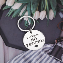 将图片加载到图库查看器,Funny Anniversary Valentines Day Gifts for Women Men I'm Yours No Refunds Keychain for Husband Boyfriend Gag Birthday Gifts from Wife Girlfriend Newlywed Couple Wedding Engagement Love You Gifts Him