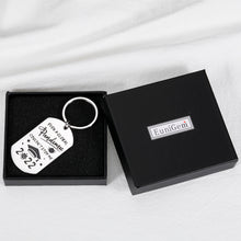 将图片加载到图库查看器,Class of 2022 Graduation Gifts Funny Keychain for Him Her 2022 Senior High School Nursing School Students Back to School College Grad Gifts for Son Daughter Master Degree Inspirational Gifts Women Men
