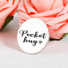 将图片加载到图库查看器,Little Pocket Hug Token Keepsake for Women Men, Long Distance Relationship Gifts for Miss You, Think of You Gift for Friends Family, Inspirational Pick Me Up Isolation Gifts for Teenage Boys Girls
