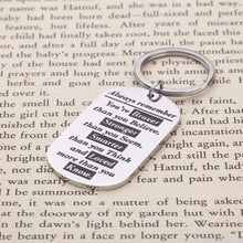 将图片加载到图库查看器,Eunigem Graduation Keychain 2020 Family Friend Gifts for Kids Teenagers Son Daughter Inspirational Birthday Always Remember You are Braver Than You Believe