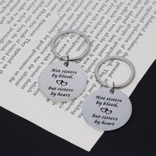 将图片加载到图库查看器,Sister Gifts Keychain from Sister Brithday Gift for Sisters Best Friend Keychain Friendship Pendants for Women Girls A Sister is God's Way of Making Sure We Never Walk Alone Wedding Jewelry for Her