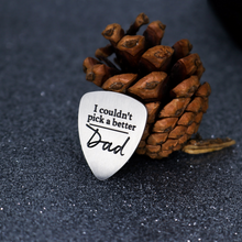 将图片加载到图库查看器,Father’s Day Gifts Personalized Guitar Pick for Dad Father Stepfather Stepdaddy Daddy I Couldn't Pick a Better Dad Guitar Pick Gift from Wife Daughter Son Kids Child Birthday Gift for Men Present