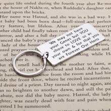 将图片加载到图库查看器,Step Dad Keychain Birthday Gifts for Stepfather Dad Gift from Daughter Son Thank You Gift We May not Have Your Genes but You Chose to Love us as Your own & for That You are Forever Our Hero Jewelry