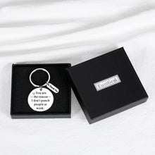 将图片加载到图库查看器,Funny Keychain Gift for Coworker Birthday Leaving Going Away Present for Men Women Thank You Gifts for Him Her Office Employee Appreciation Charm for Leader Admin Boss Day Goodbye Christmas