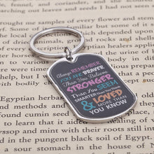 将图片加载到图库查看器,Inspirational Keychain Graduation Gifts for Women Men Him Her Always Remember You are Braver Than You Believe Personalized Birthday Charms Pendant for Kids Teens Students Boys Girls