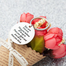 将图片加载到图库查看器,Eunigem Graduation Keychain 2020 Family Friend Gifts for Kids Teenagers Son Daughter Inspirational Birthday Always Remember You are Braver Than You Believe