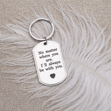 将图片加载到图库查看器,Eunigem Long Distance Relationship Gifts Keychain for Women Men Boyfriend Girlfriend Best Friend BFF Sisters Couples Husband Wife Valentines Day Anniversary Birthday Gifts for Him Her