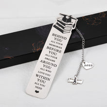 将图片加载到图库查看器,Class of 2022 Senior Inspirational Christmas Gifts Bookmark for Him Her Cool Stcoking Stuffers Teens Graduation Gifts for High School Students Boy Girl Friends Son Daughter Birthday Come-of-Age Charm