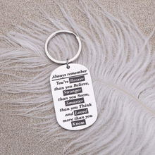 将图片加载到图库查看器,Eunigem Graduation Keychain 2020 Family Friend Gifts for Kids Teenagers Son Daughter Inspirational Birthday Always Remember You are Braver Than You Believe