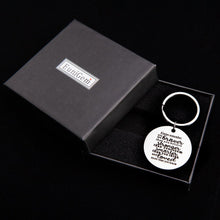 将图片加载到图库查看器,Eunigem Graduation Keychain 2020 Family Friend Gifts for Kids Teenagers Son Daughter Inspirational Birthday Always Remember You are Braver Than You Believe
