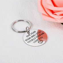 将图片加载到图库查看器,1 Year Anniversary Boyfriend Gifts for Girlfriend Couple I Love You Gifts Keychain for Him Her 1st Wedding Anniversary Keyring Keepsake Valentines Gifts for Women Men Husband Birthday Gifts from Wife
