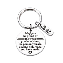 将图片加载到图库查看器,Happy Retirement Gifts for Men Women 2022 Retirement Keychain Thank You Gifts for Her Him Teacher Appreciation Present for Retiring Boss Nurses Coworker Going Away Leaving Gifts for Retired Colleague
