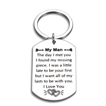 将图片加载到图库查看器,Husband Keychain Anniversary for Husband Boyfriend from Wife Girlfriend to My Man Wedding Birthday Christmas Valentines Present for Men Him Fiance