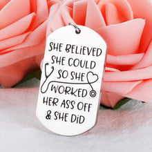 将图片加载到图库查看器,Nurse Gifts Keychain for Women Her Nursing Students Inspirational RN LPN Gifts for Nurses Female Practitioner Thank You Presents Nurse’s Day Graduation Birthday Appreciation Christmas Gifts Jewelry