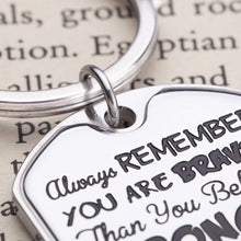 将图片加载到图库查看器,Inspirational Graduation Keychain Gifts for Women Men Him Her Always Remember You are Braver Than You Believe Personalized Birthday Charms Pendant for Kids Teens Students Boys Girls
