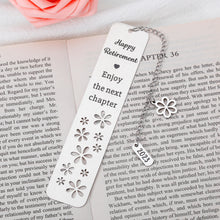 将图片加载到图库查看器，Happy Retirement Enjoy The Next Chapter Bookmark for Women Men Retirement Gifts for Coworker Colleague Employee Appreciation Gifts for Retired Teacher Nurse Going Away Leaving Gifts for Leader Boss
