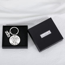 将图片加载到图库查看器，High School Graduation Gifts for Her Him, Best Friend High School Graduation Gift, 2023 Senior High School Graduation Gifts for Girl Boys, We Are Proud of You Graduation Keychain Gift for Daughter Son
