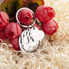 将图片加载到图库查看器，Pet Memorial Keychain for Dog Loss of Pet Gift Dogs Leave Paw Prints on Your Heart Pet Remembrance Sympathy Keepsake Grief Personalized dog Keyring Gifts for Him Her Animal Lover Gift
