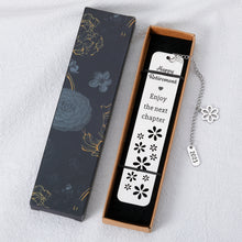 将图片加载到图库查看器，Happy Retirement Enjoy The Next Chapter Bookmark for Women Men Retirement Gifts for Coworker Colleague Employee Appreciation Gifts for Retired Teacher Nurse Going Away Leaving Gifts for Leader Boss
