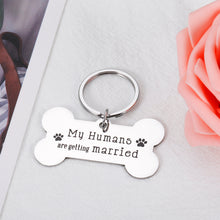 将图片加载到图库查看器，My Humans are Getting Married Dog Tags for Bride and Groom to be Wedding Gifts for Newlyweds Personalized Tag for Pets Dog Lover Engagement Proposal Ceremony Gifts for Couples Bridal Shower Dog Owner
